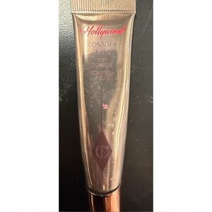 Charlotte Tilbury Contour Wand in Fair Medium